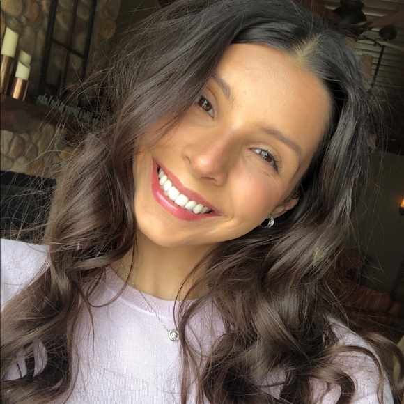 Meet your Posher, Brianne - Picture 1 of 1
